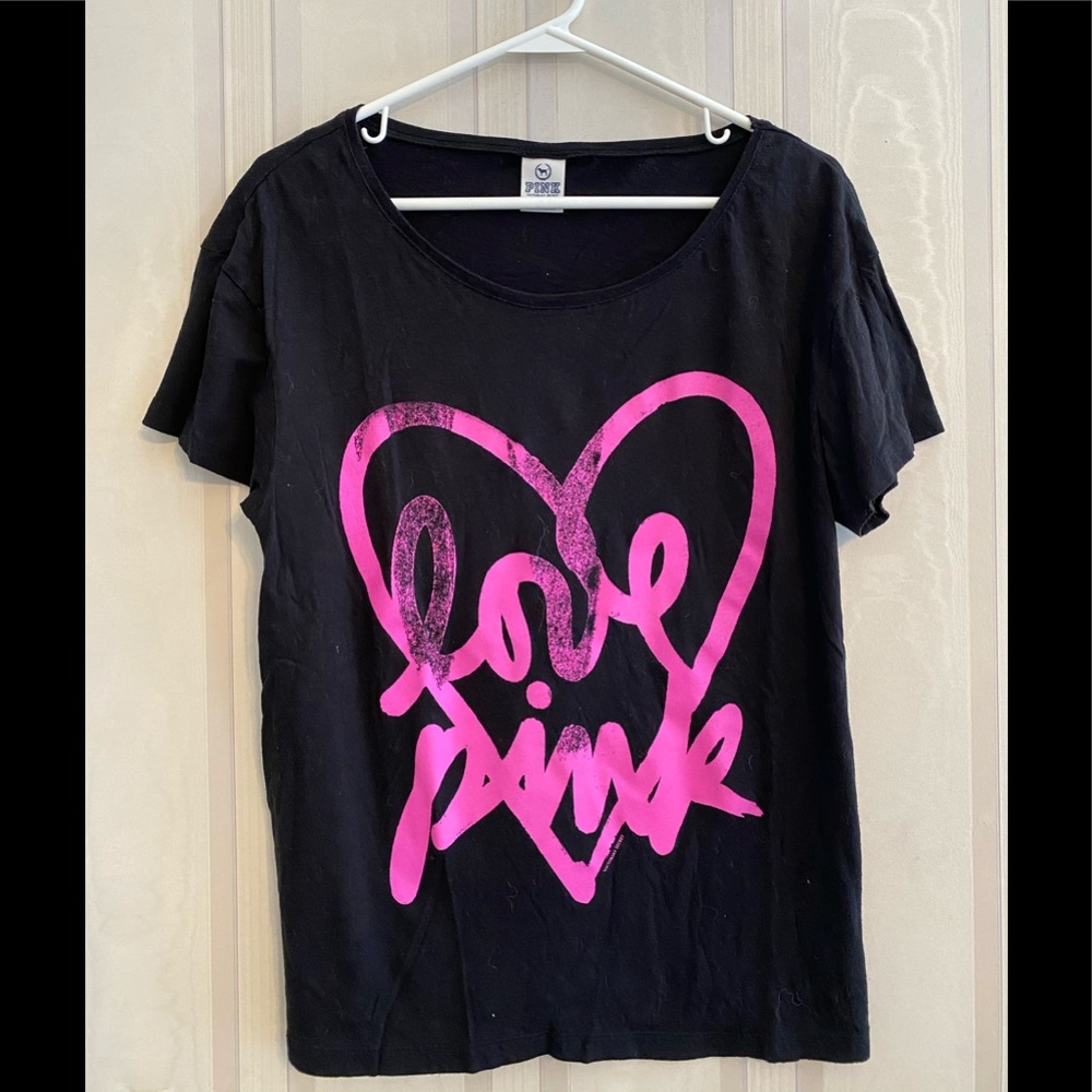 T-shirt.